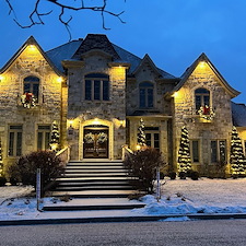 Christmas-lights-decoration-service-in-Blainville-Qc 3